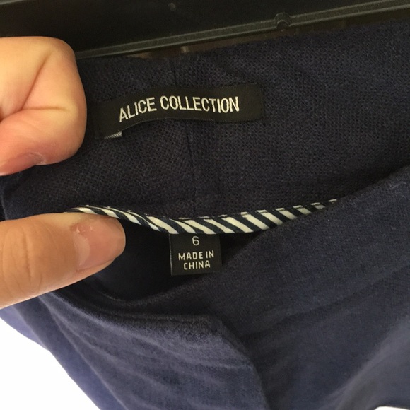 Navy Scalloped Linen Shorts size 6 - Picture 5 of 7